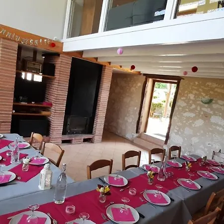 Дом отдыха L'etable D'en Naoua Maubec (Tarn-et-Garonne)